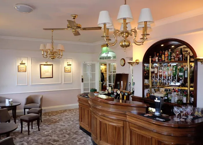 The Crescent Hotel 3*