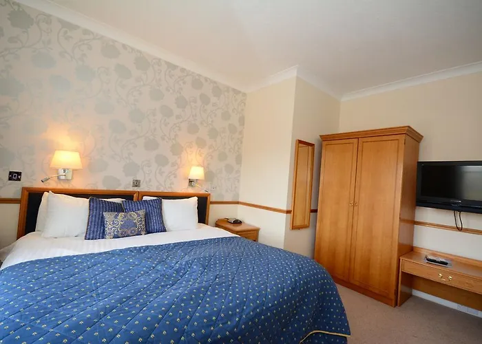 Hotel The Crescent 3*