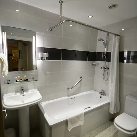 The Crescent Hotel 3*