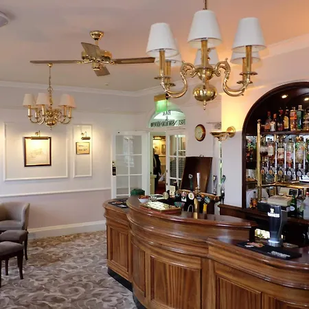 The Crescent Hotel 3*