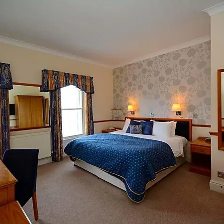 فندق The Crescent 3*
