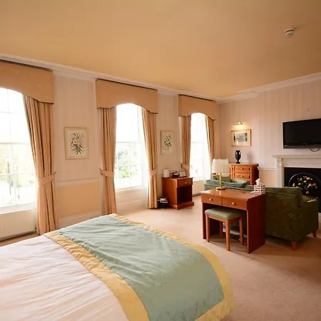 The Crescent Scarborough