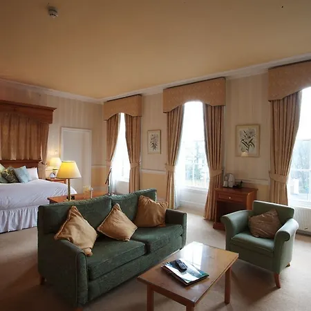 The Crescent 3* Scarborough
