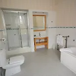 The Crescent 3*