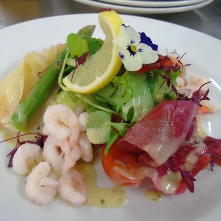 The Crescent 3* Σκάρμπορο